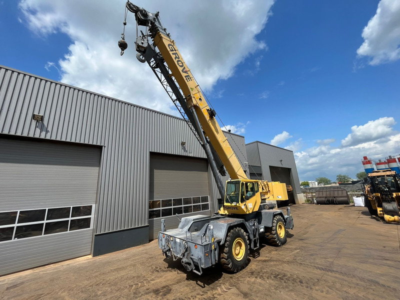Grove RT600E - Autódaru: 2 kép. Grove RT600E - Autódaru: 2 kép.