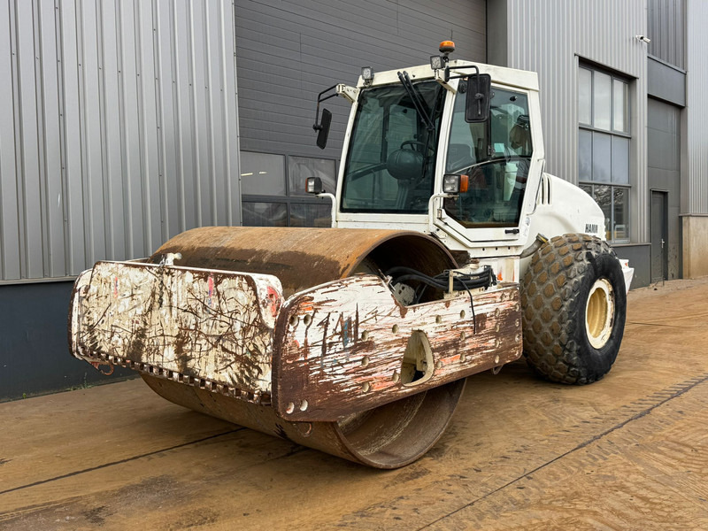 Hamm 3520 - Henger: 2 kép. Hamm 3520 - Henger: 2 kép.