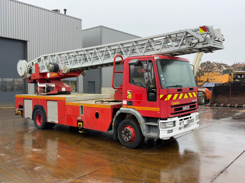 Iveco 130E23 4x2 Firetruck - Tűzoltóautó: 5 kép. Iveco 130E23 4x2 Firetruck - Tűzoltóautó: 5 kép.