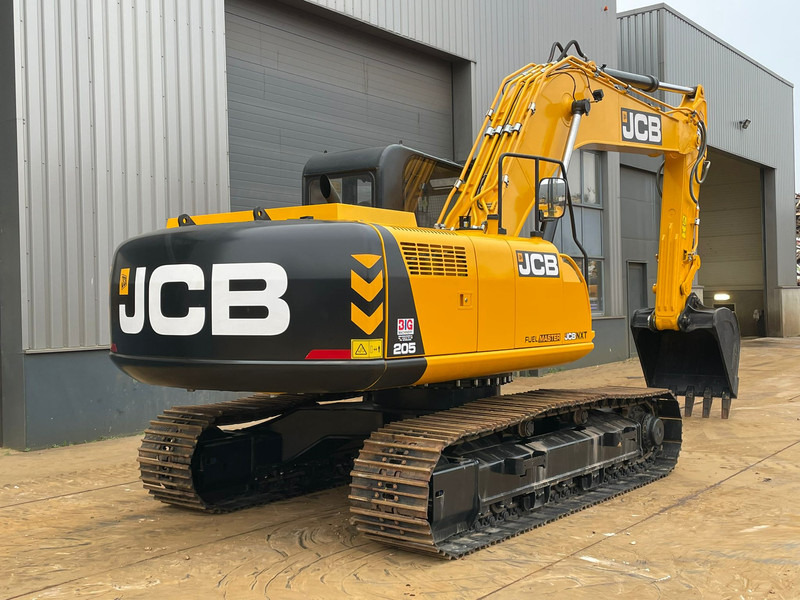 JCB 205 - Lánctalpas kotró: 5 kép. JCB 205 - Lánctalpas kotró: 5 kép.