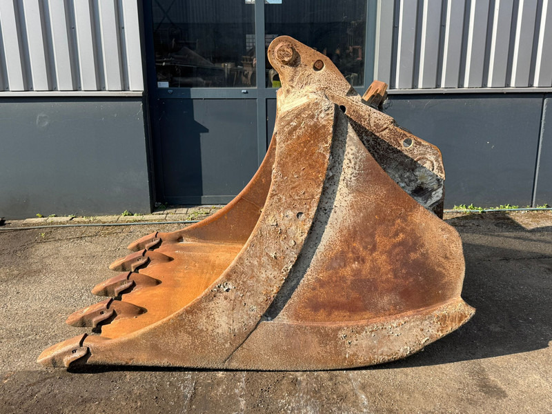 Lehnhoff hh5-1700mm Lehnhoff MS25 digging bucket - Kanál: 2 kép. Lehnhoff hh5-1700mm Lehnhoff MS25 digging bucket - Kanál: 2 kép.