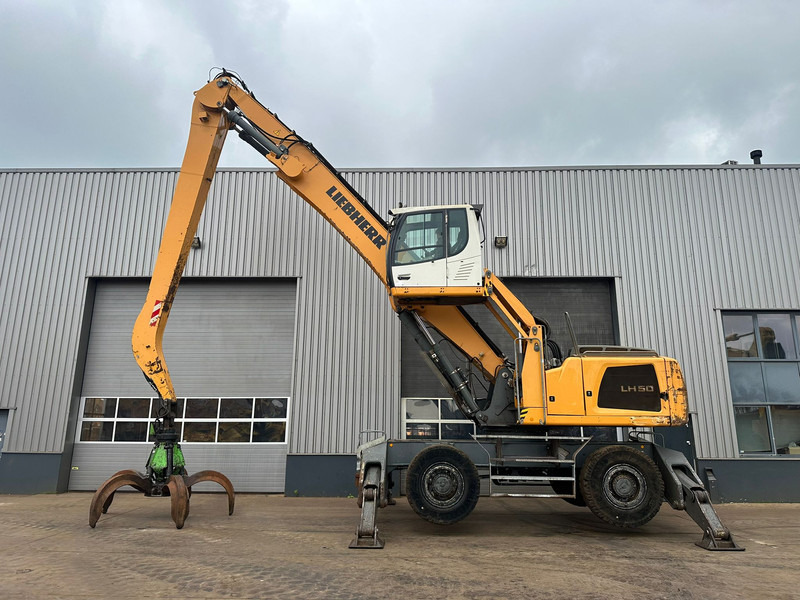 Liebherr LH50 M HD - Material Handler - Hulladék kotró: 1 kép. Liebherr LH50 M HD - Material Handler - Hulladék kotró: 1 kép.