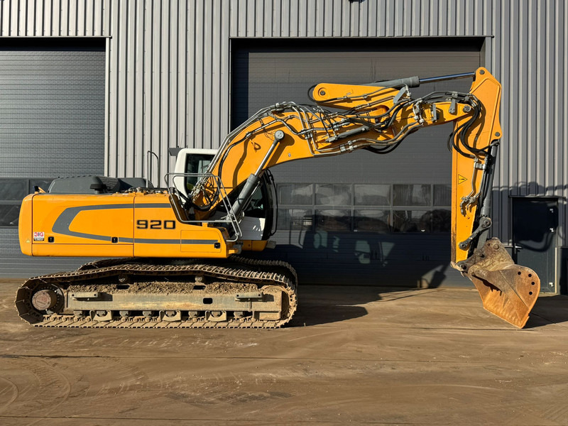 Liebherr R920LC - Lánctalpas kotró: 5 kép. Liebherr R920LC - Lánctalpas kotró: 5 kép.