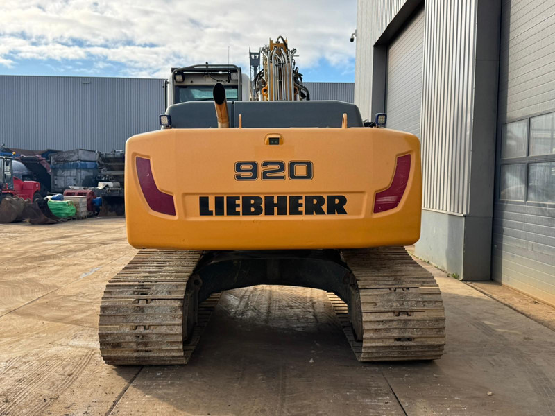 Liebherr R920LC - Lánctalpas kotró: 4 kép. Liebherr R920LC - Lánctalpas kotró: 4 kép.
