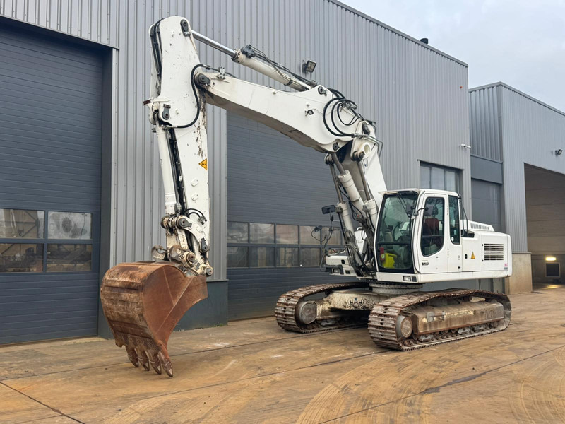 Liebherr R934C HDSL Litronic - Lánctalpas kotró: 2 kép. Liebherr R934C HDSL Litronic - Lánctalpas kotró: 2 kép.