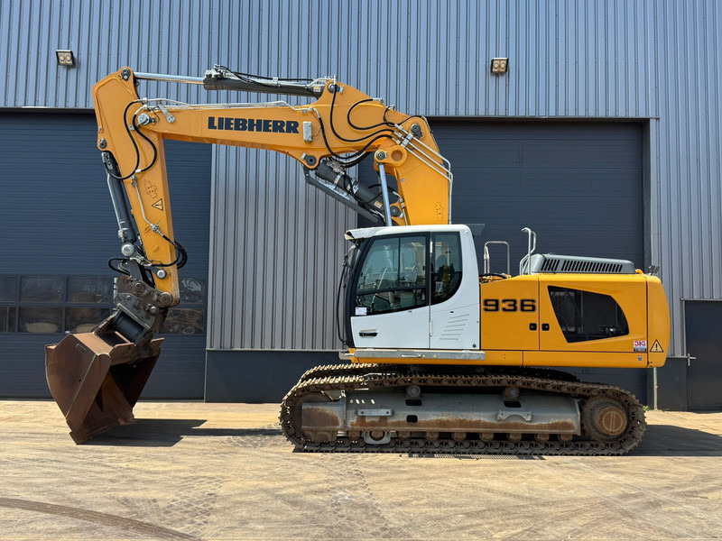 Liebherr R936 NLC - Lánctalpas kotró: 2 kép. Liebherr R936 NLC - Lánctalpas kotró: 2 kép.