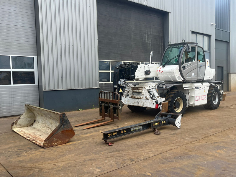 Manitou MRT2150+ plus privilege - Teleszkópos rakodó: 2 kép. Manitou MRT2150+ plus privilege - Teleszkópos rakodó: 2 kép.