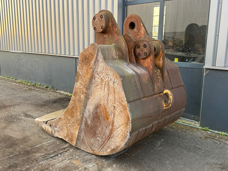 Onbekend HH8-1600 Liebherr - Kanál: 3 kép. Onbekend HH8-1600 Liebherr - Kanál: 3 kép.