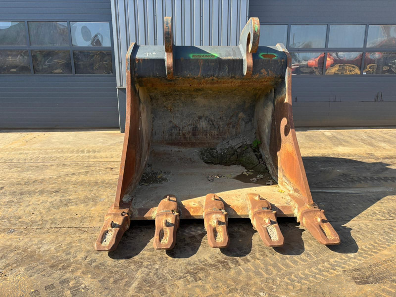 Verachtert HD bucket with teeth CW70 for 374F - Kanál: 2 kép. Verachtert HD bucket with teeth CW70 for 374F - Kanál: 2 kép.