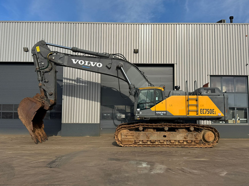 Volvo EC750EL - Lánctalpas kotró: 1 kép. Volvo EC750EL - Lánctalpas kotró: 1 kép.