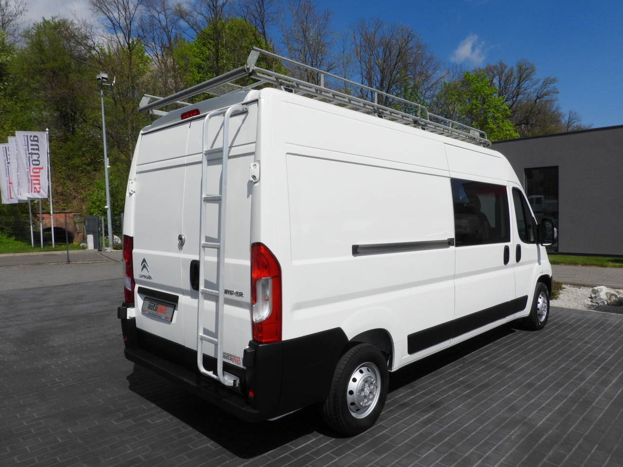 Furgon CITROEN JUMPER BOX DELIVERY VAN 7 SEATS CRUISE CONTROL 120HP: 14 kép. Furgon CITROEN JUMPER BOX DELIVERY VAN 7 SEATS CRUISE CONTROL 120HP: 14 kép.