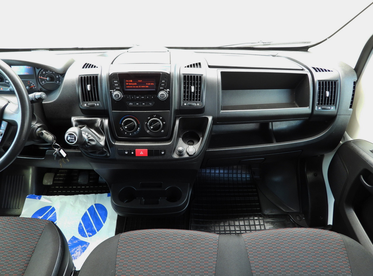 Furgon CITROEN JUMPER BOX DELIVERY VAN 7 SEATS CRUISE CONTROL 120HP: 26 kép. Furgon CITROEN JUMPER BOX DELIVERY VAN 7 SEATS CRUISE CONTROL 120HP: 26 kép.