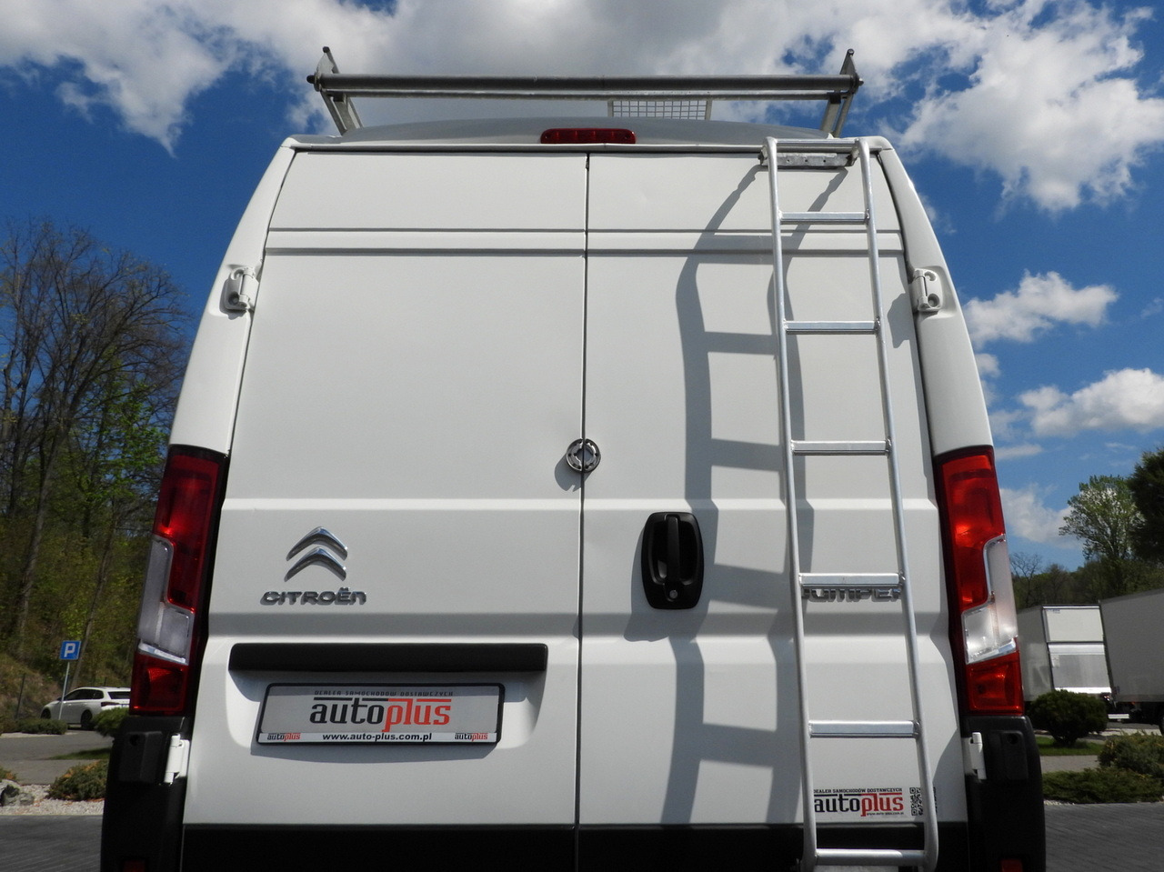 Furgon CITROEN JUMPER BOX DELIVERY VAN 7 SEATS CRUISE CONTROL 120HP: 16 kép. Furgon CITROEN JUMPER BOX DELIVERY VAN 7 SEATS CRUISE CONTROL 120HP: 16 kép.