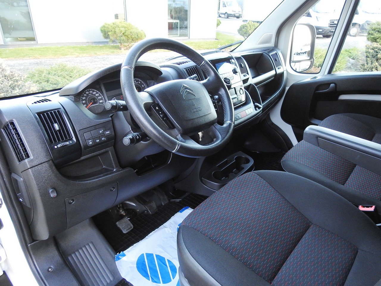 CITROEN JUMPER TARPAULIN 10 PALLETS CRUISE CONTROL AIR CONDITIONING LED LIGHTS PNEUMATICS 165HP - Ponyvás kisteherautó: 2 kép. CITROEN JUMPER TARPAULIN 10 PALLETS CRUISE CONTROL AIR CONDITIONING LED LIGHTS PNEUMATICS 165HP - Ponyvás kisteherautó: 2 kép.