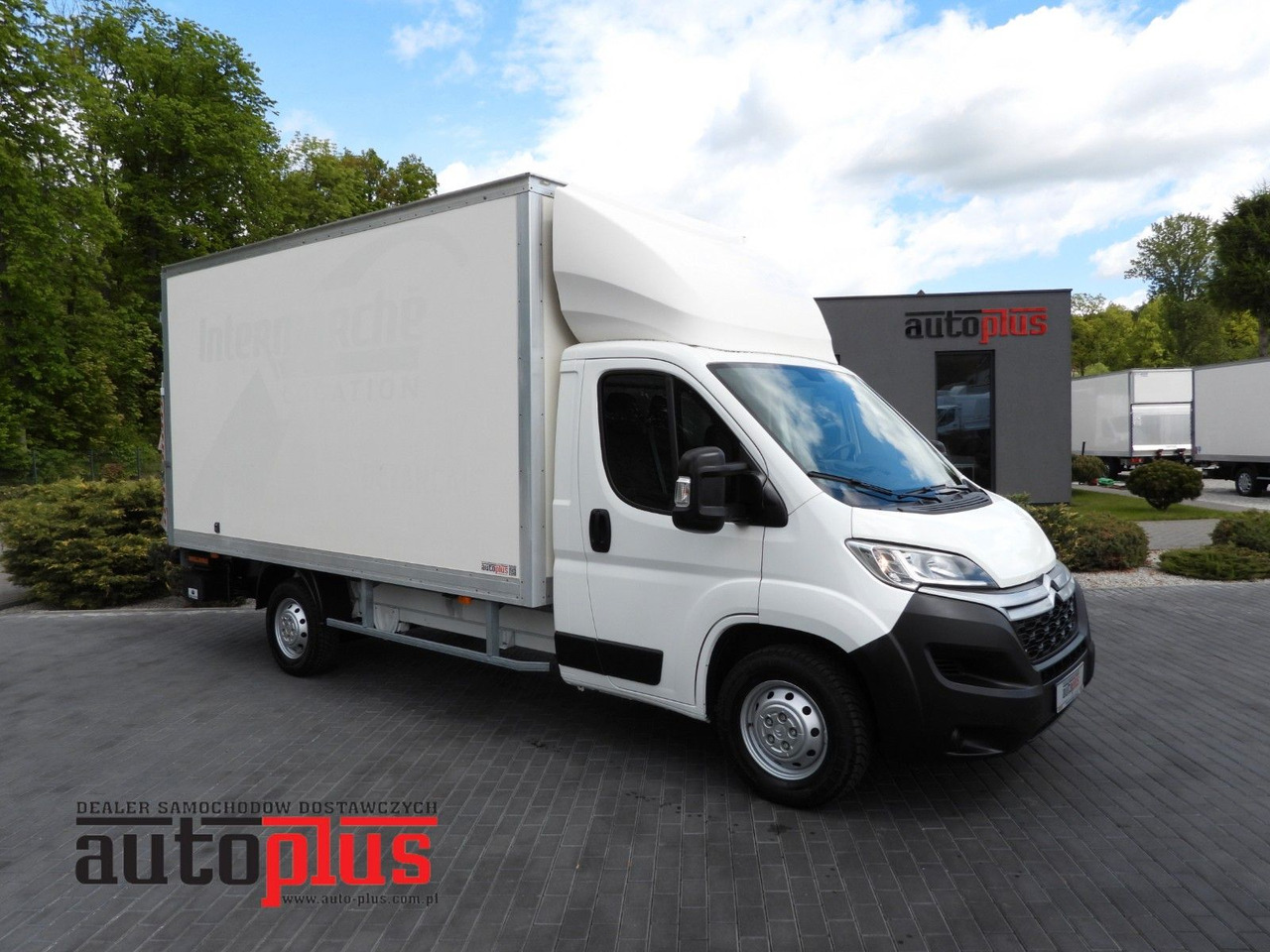 Citroën JUMPER KOFFER AUFZUG 8 PALETTEN TEMPOMAT NAVI Citroën JUMPER KOFFER AUFZUG 8 PALETTEN TEMPOMAT NAVI - Dobozos kisteherautó: 1 kép. Citroën JUMPER KOFFER AUFZUG 8 PALETTEN TEMPOMAT NAVI Citroën JUMPER KOFFER AUFZUG 8 PALETTEN TEMPOMAT NAVI - Dobozos kisteherautó: 1 kép.