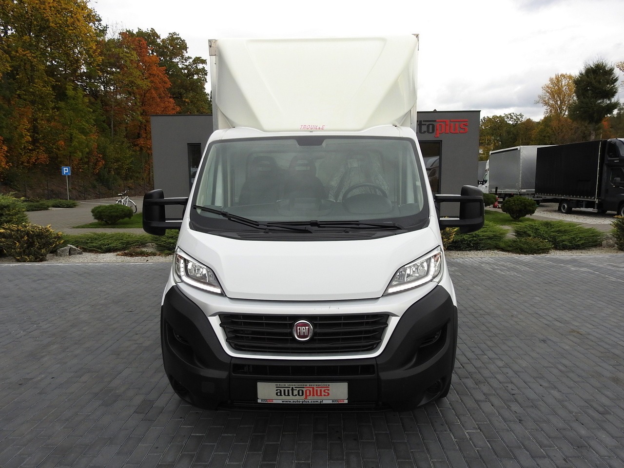 FIAT DUCATO BOX LIFT 8 PALLETS CRUISE CONTROL NAVIGATION AIR CONDITIONING LED LIGHTS 130HP - Dobozos kisteherautó: 5 kép. FIAT DUCATO BOX LIFT 8 PALLETS CRUISE CONTROL NAVIGATION AIR CONDITIONING LED LIGHTS 130HP - Dobozos kisteherautó: 5 kép.