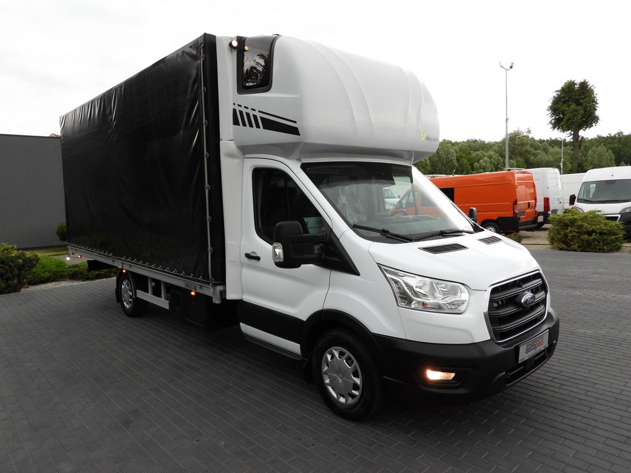FORD TRANSIT TARPAULIN 10 PALLETS WEBASTO CRUISE CONTROL LED LIGHTS PNEUMATICS AIR CONDITIONING 160HP - Ponyvás kisteherautó: 4 kép. FORD TRANSIT TARPAULIN 10 PALLETS WEBASTO CRUISE CONTROL LED LIGHTS PNEUMATICS AIR CONDITIONING 160HP - Ponyvás kisteherautó: 4 kép.