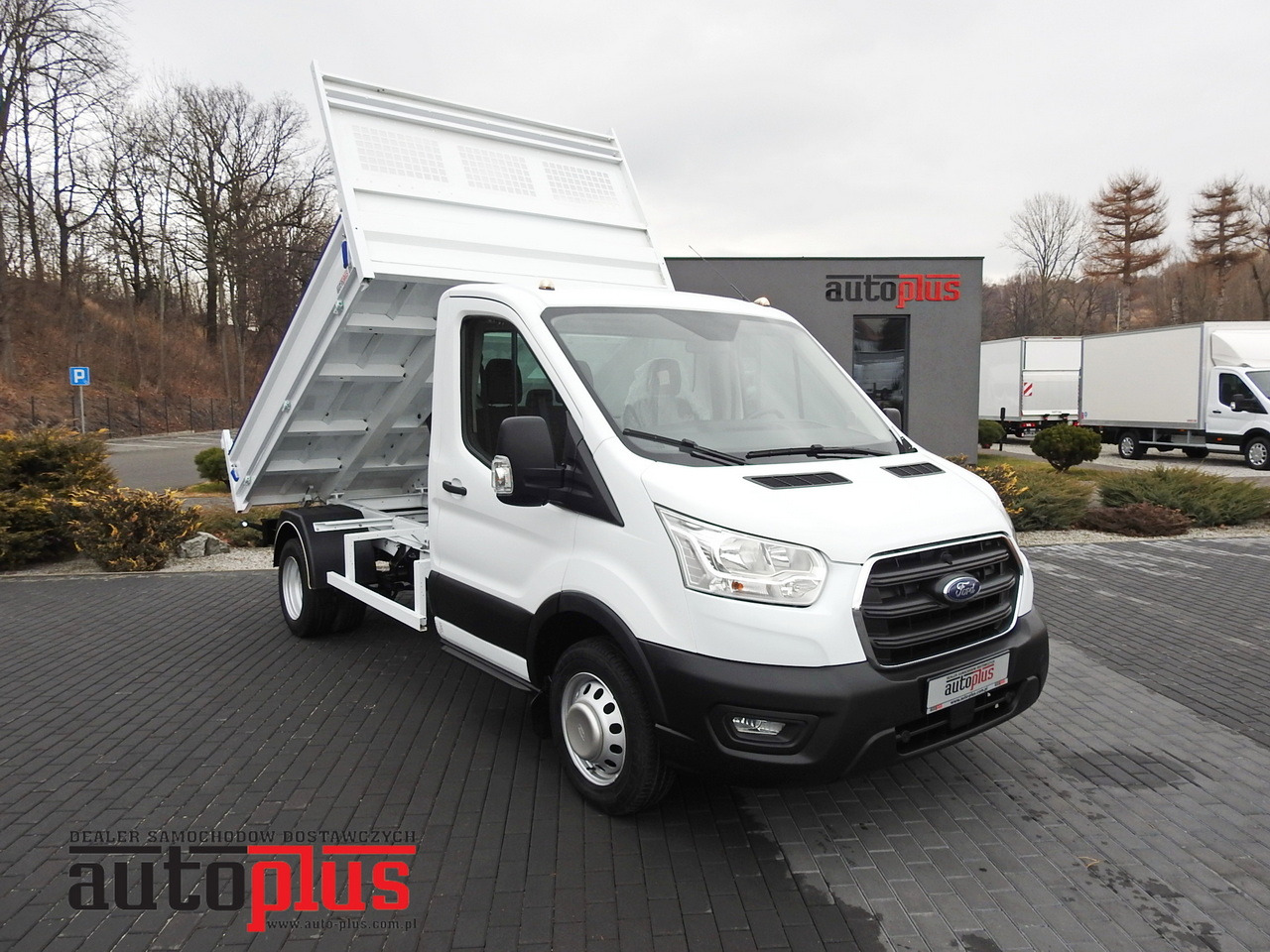 FORD TRANSIT TIPPER LED LIGHTS TWIN WHEELS AIR CONDITIONING 130HP - Billenőplatós kisteherautó: 1 kép. FORD TRANSIT TIPPER LED LIGHTS TWIN WHEELS AIR CONDITIONING 130HP - Billenőplatós kisteherautó: 1 kép.