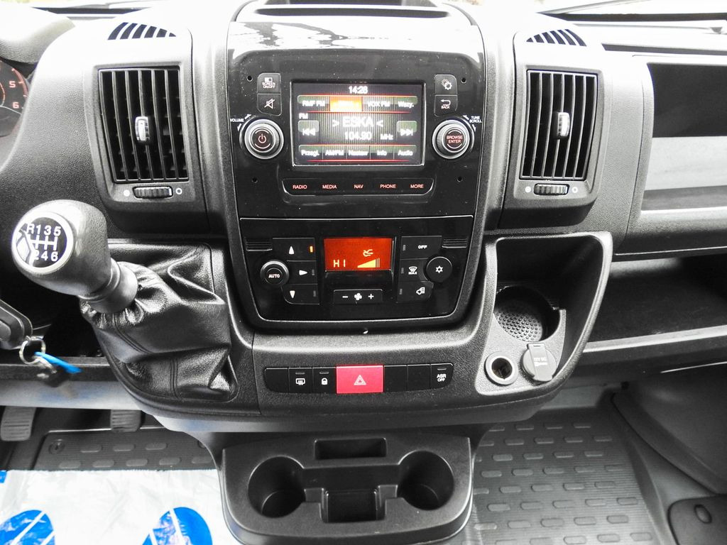 Ponyvás kisteherautó Fiat DUCATO PRITSCHE PLANE 10 PALETTEN WEBASTO A/C: 24 kép.
