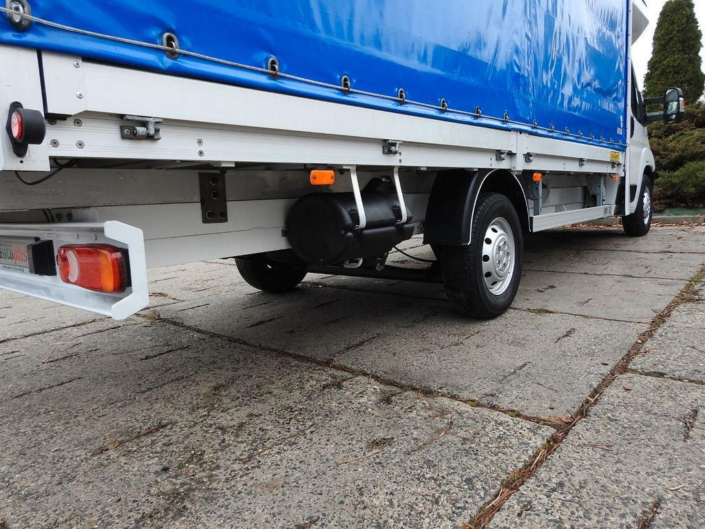 Ponyvás kisteherautó Fiat DUCATO PRITSCHE PLANE 10 PALETTEN WEBASTO A/C: 15 kép.