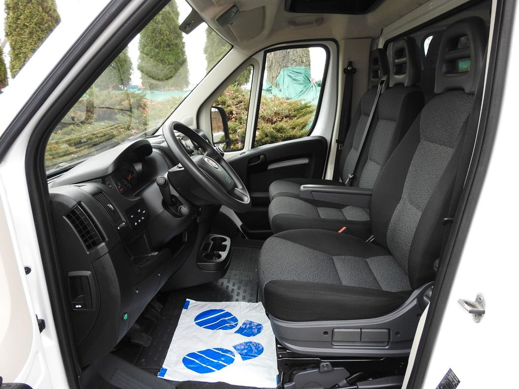 Ponyvás kisteherautó Fiat DUCATO PRITSCHE PLANE 10 PALETTEN WEBASTO A/C: 21 kép.