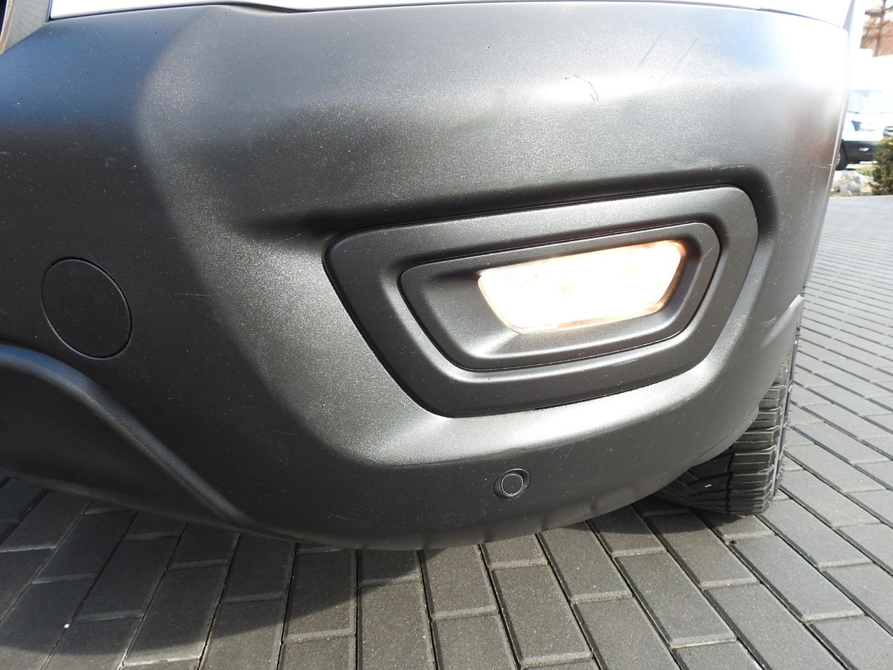 Furgon, Duplakabinos kisteherautó Ford TRANSIT  KASTENWAGEN DOPPELKABINE 6 SITZE  A/C: 18 kép.