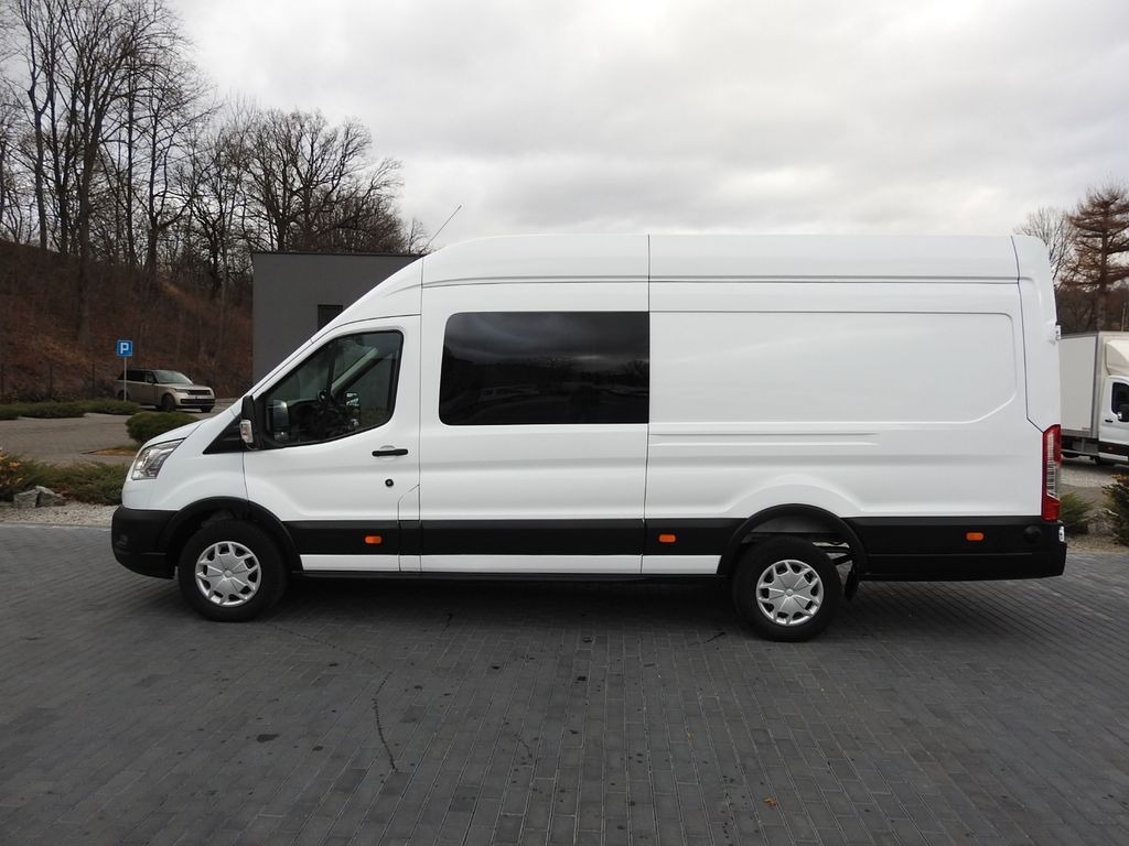 Furgon, Duplakabinos kisteherautó Ford TRANSIT KASTENWAGEN DOPPELKABINE 6 SITZE: 9 kép.