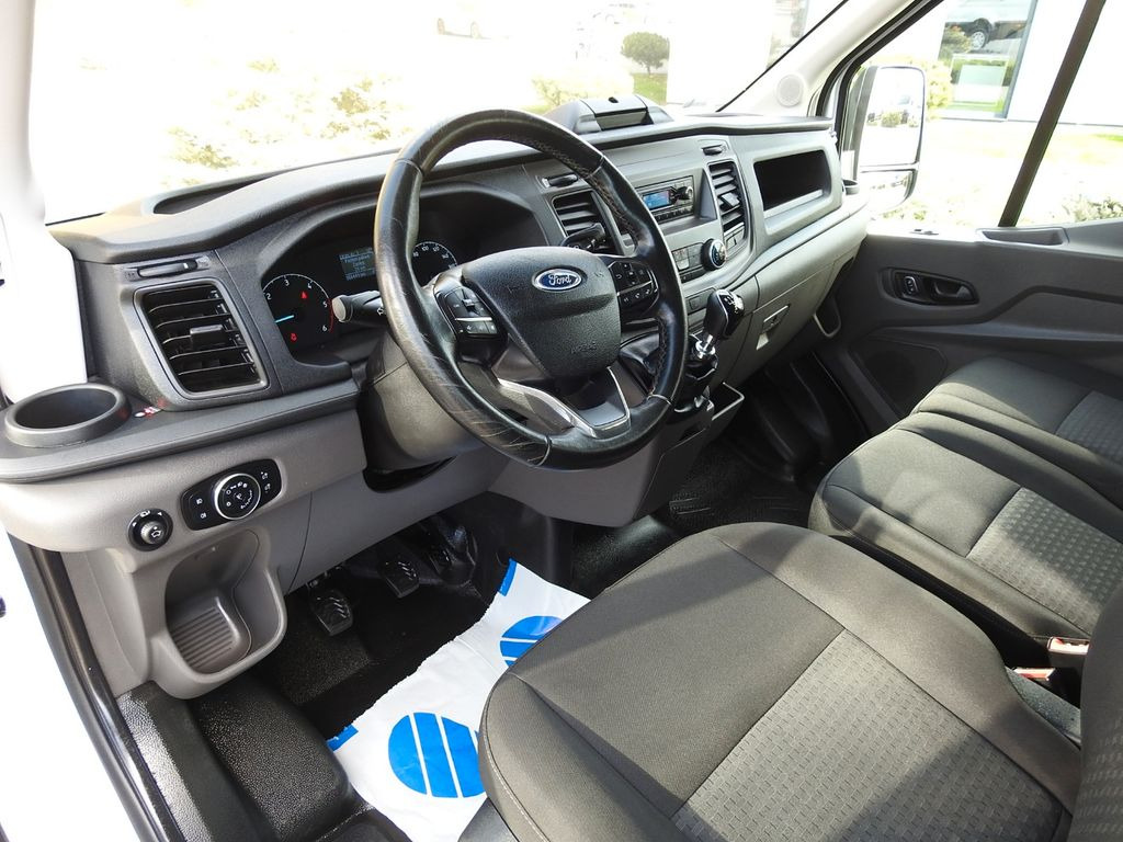 Ford TRANSIT KASTENWAGEN DOPPELKABINE 6SITZE TEMPOMAT - Furgon, Duplakabinos kisteherautó: 2 kép. Ford TRANSIT KASTENWAGEN DOPPELKABINE 6SITZE TEMPOMAT - Furgon, Duplakabinos kisteherautó: 2 kép.