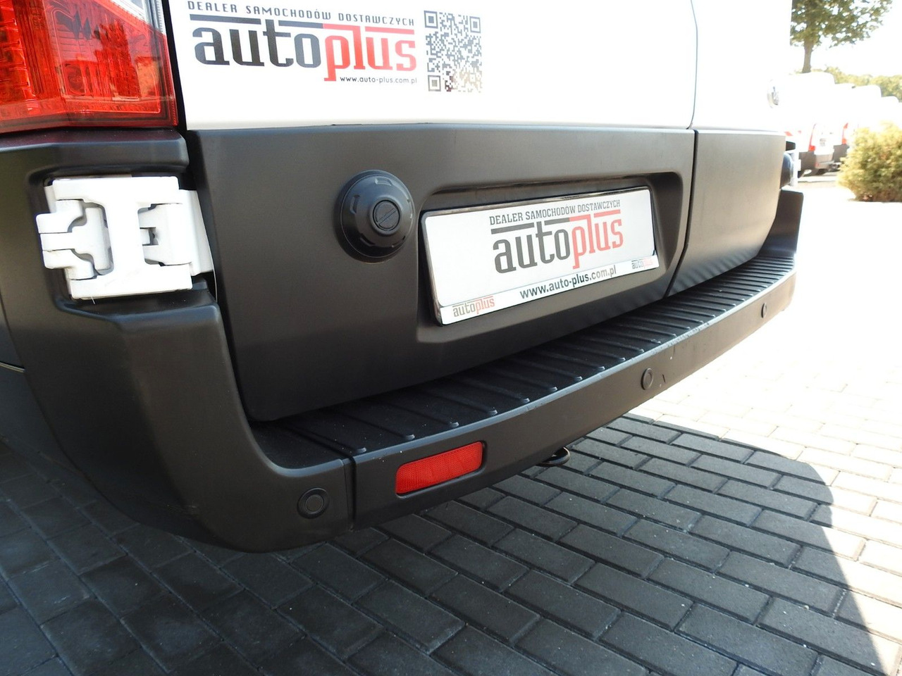Hűtős kisteherautó Ford TRANSIT KÜHLKASTENWAGEN 0*C HEIZFUNKTION Ford TRANSIT KÜHLKASTENWAGEN 0*C HEIZFUNKTION: 19 kép.