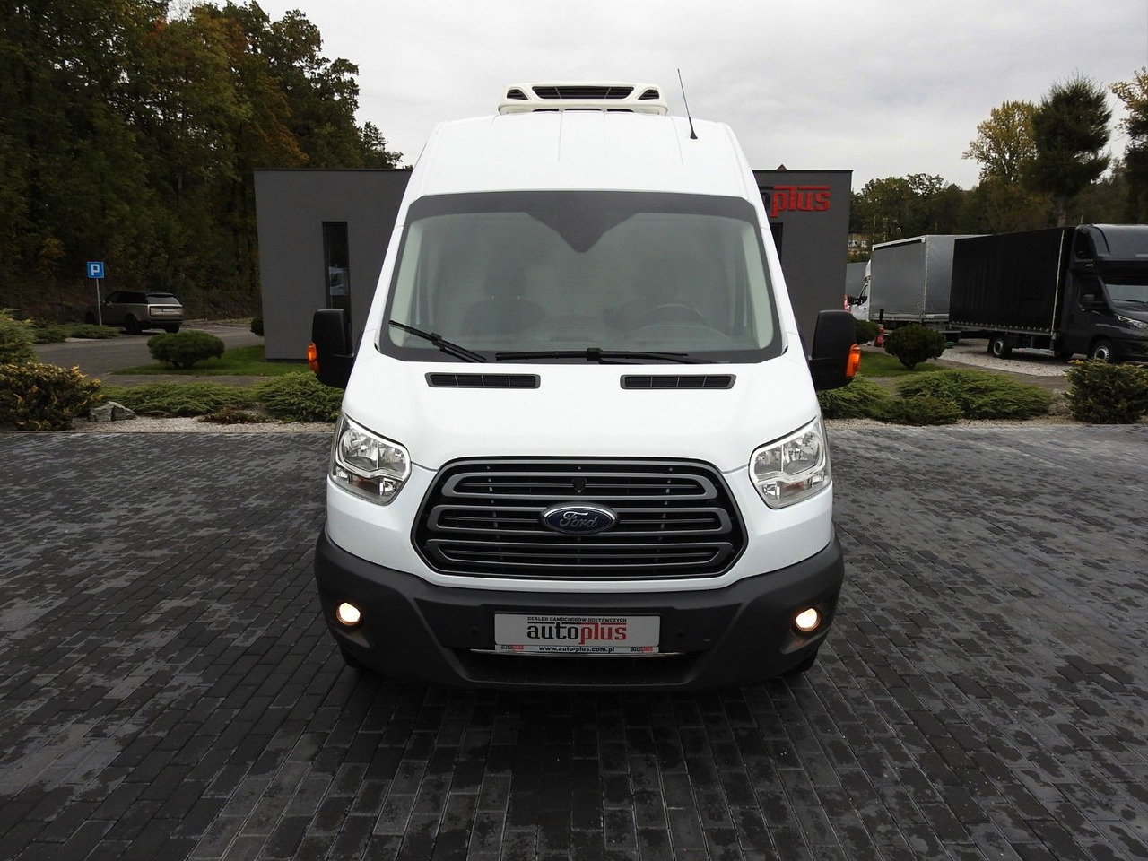 Ford TRANSIT KÜHLKASTENWAGEN 0*C HEIZFUNKTION Ford TRANSIT KÜHLKASTENWAGEN 0*C HEIZFUNKTION - Hűtős kisteherautó: 5 kép. Ford TRANSIT KÜHLKASTENWAGEN 0*C HEIZFUNKTION Ford TRANSIT KÜHLKASTENWAGEN 0*C HEIZFUNKTION - Hűtős kisteherautó: 5 kép.