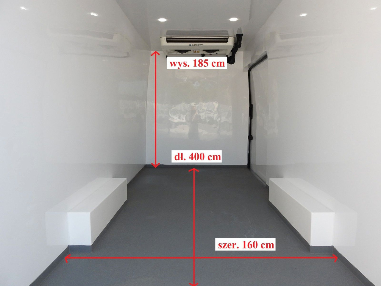 Hűtős kisteherautó Ford TRANSIT KÜHLKASTENWAGEN 0*C HEIZFUNKTION Ford TRANSIT KÜHLKASTENWAGEN 0*C HEIZFUNKTION: 13 kép.