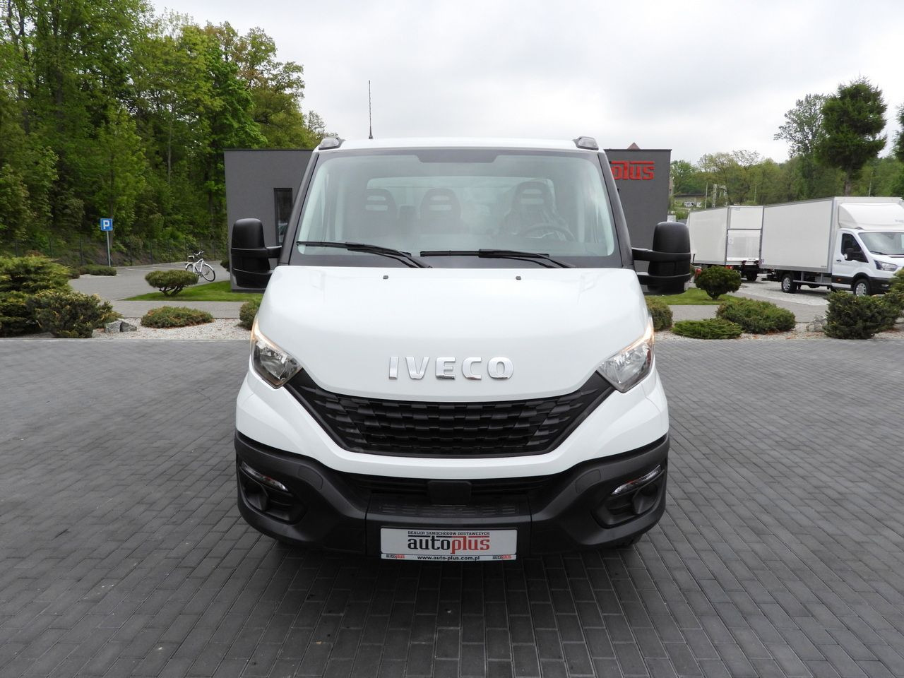 IVECO DAILY 35C14 TIPPER CRUISE CONTROL TWIN WHEELS 140HP - Billenőplatós kisteherautó: 5 kép. IVECO DAILY 35C14 TIPPER CRUISE CONTROL TWIN WHEELS 140HP - Billenőplatós kisteherautó: 5 kép.