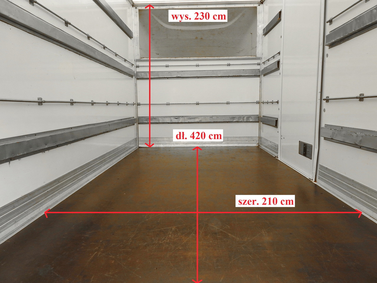 Dobozos kisteherautó IVECO DAILY 35C16 BOX LIFT 8 PALLETS CRUISE CONTROL TWIN WHEELS AIR CONDITIONING 160HP: 13 kép. Dobozos kisteherautó IVECO DAILY 35C16 BOX LIFT 8 PALLETS CRUISE CONTROL TWIN WHEELS AIR CONDITIONING 160HP: 13 kép.