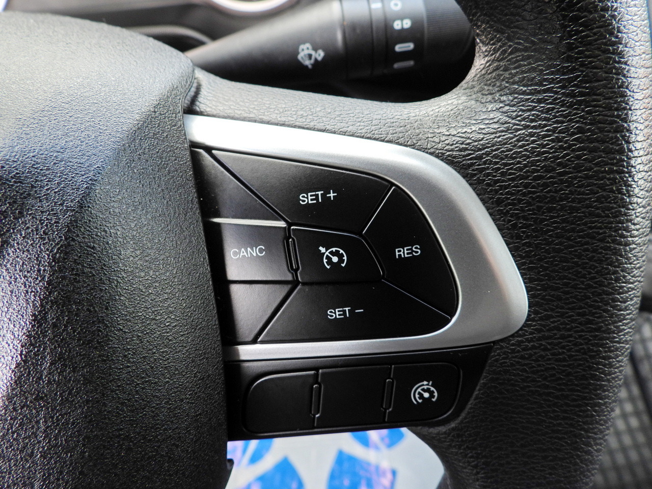 Dobozos kisteherautó IVECO DAILY 35C16 BOX LIFT 8 PALLETS CRUISE CONTROL TWIN WHEELS AIR CONDITIONING 160HP: 34 kép. Dobozos kisteherautó IVECO DAILY 35C16 BOX LIFT 8 PALLETS CRUISE CONTROL TWIN WHEELS AIR CONDITIONING 160HP: 34 kép.