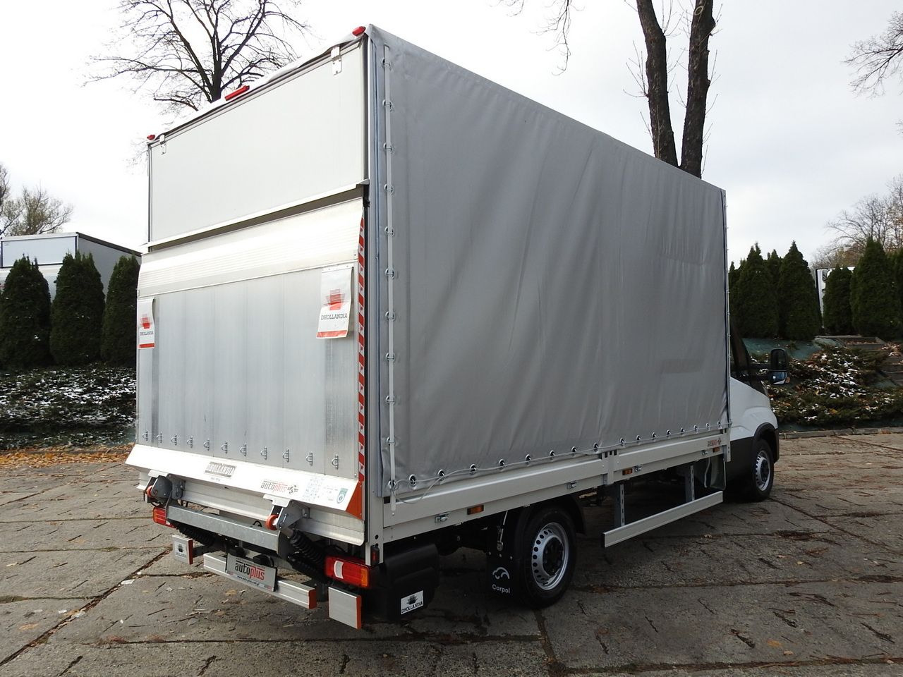 IVECO DAILY 35S16 NEW TARPAULIN LIFT 8 PALLETS CRUISE CONTROL AIR CONDITIONING 160HP - Ponyvás kisteherautó: 3 kép. IVECO DAILY 35S16 NEW TARPAULIN LIFT 8 PALLETS CRUISE CONTROL AIR CONDITIONING 160HP - Ponyvás kisteherautó: 3 kép.