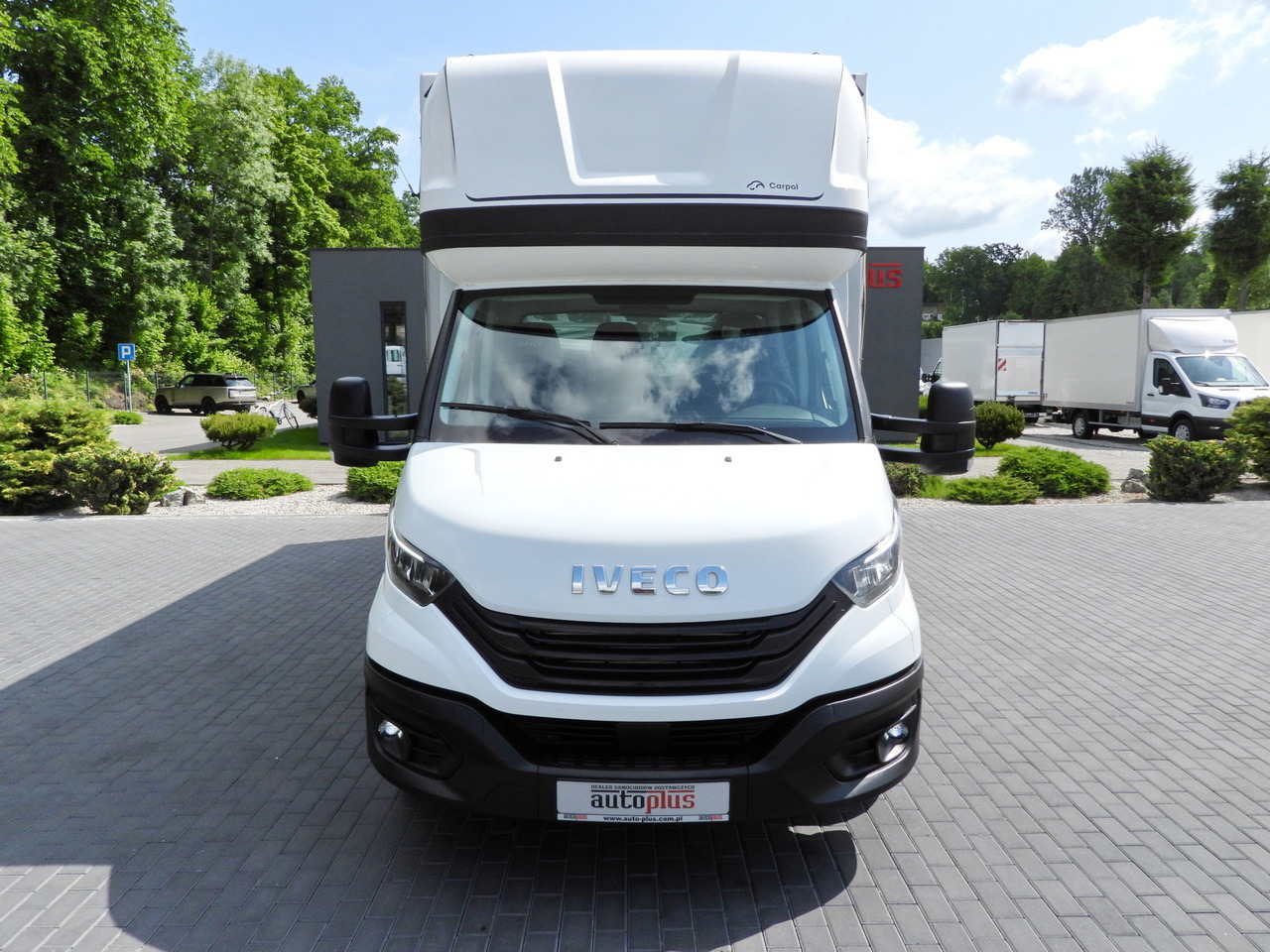 Ponyvás kisteherautó IVECO DAILY 35S18 TARPAULIN 10 PALLETS CRUISE CONTROL LED LIGHTS AIR CONDITIONING  180HP: 5 kép.