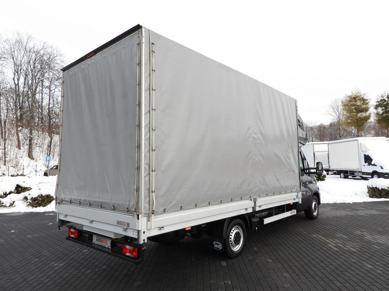 IVECO DAILY 35S18 TARPAULIN 10 PALLETS WEBASTO CRUISE CONTROL LED LIGHTS PNEUMATICS AIR CONDITIONING 180HP - Ponyvás kisteherautó: 3 kép. IVECO DAILY 35S18 TARPAULIN 10 PALLETS WEBASTO CRUISE CONTROL LED LIGHTS PNEUMATICS AIR CONDITIONING 180HP - Ponyvás kisteherautó: 3 kép.