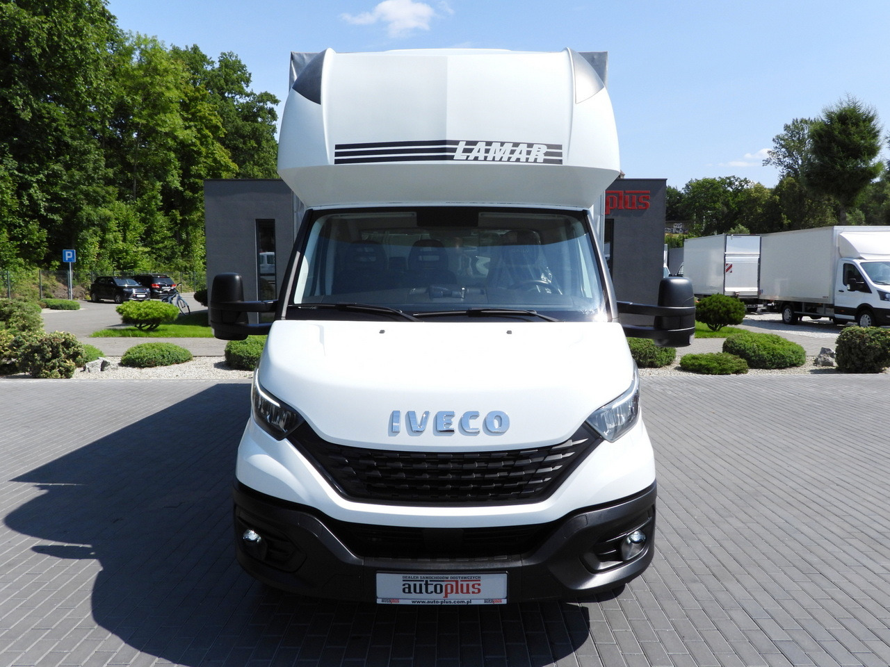IVECO DAILY 35S18 TARPAULIN 10 PALLETS WEBASTO CRUISE CONTROL LED LIGHTS PNEUMATICS AIR CONDITIONING 180HP - Ponyvás kisteherautó: 5 kép. IVECO DAILY 35S18 TARPAULIN 10 PALLETS WEBASTO CRUISE CONTROL LED LIGHTS PNEUMATICS AIR CONDITIONING 180HP - Ponyvás kisteherautó: 5 kép.