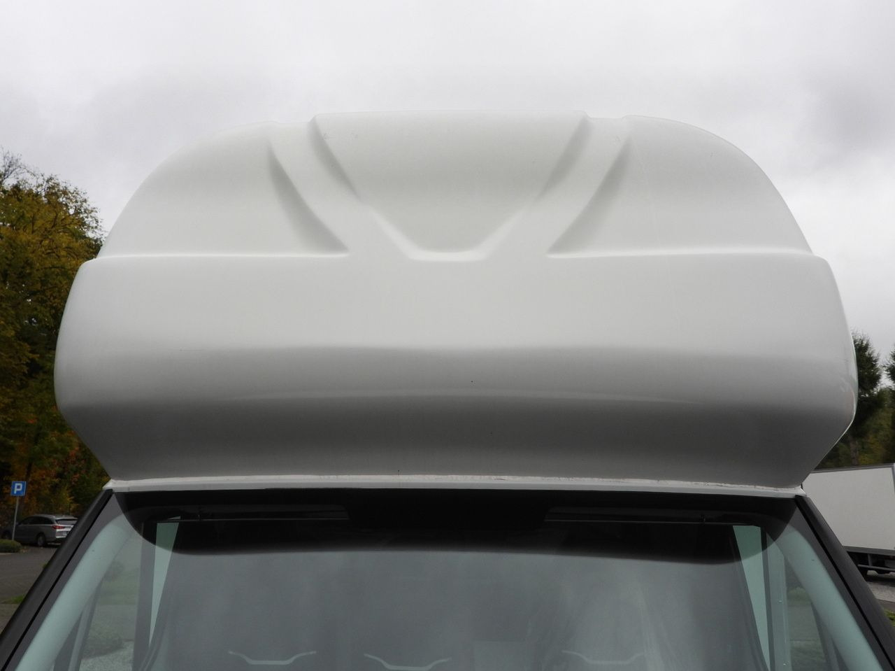 Ponyvás kisteherautó IVECO DAILY 35S18 TARPAULIN LIFT 8 PALLETS WEBASTO CRUISE CONTROL AIR CONDITIONING  180HP: 16 kép.