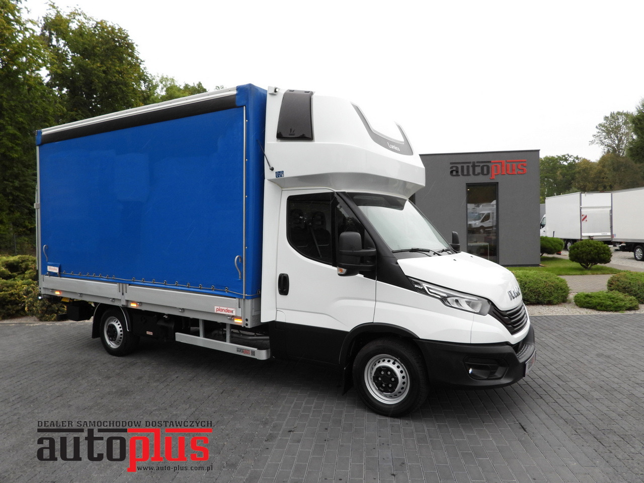 IVECO DAILY 35S18 TARPAULIN LIFT 8 PALLETS WEBASTO CRUISE CONTROL LED LIGHTS AIR CONDITIONING 180HP - Ponyvás kisteherautó: 1 kép. IVECO DAILY 35S18 TARPAULIN LIFT 8 PALLETS WEBASTO CRUISE CONTROL LED LIGHTS AIR CONDITIONING 180HP - Ponyvás kisteherautó: 1 kép.