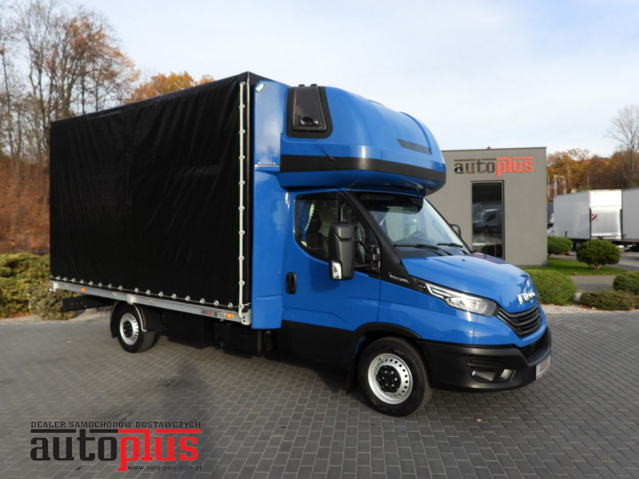 IVECO DAILY 35S21 TARPAULIN 10 PALLETS WEBASTO CRUISE CONTROL NAVIGATION LED LIGHTS AUTOMATIC TRANSMISSION HI-MATIC AIR CONDITIONING 210HP - Ponyvás kisteherautó: 1 kép. IVECO DAILY 35S21 TARPAULIN 10 PALLETS WEBASTO CRUISE CONTROL NAVIGATION LED LIGHTS AUTOMATIC TRANSMISSION HI-MATIC AIR CONDITIONING 210HP - Ponyvás kisteherautó: 1 kép.