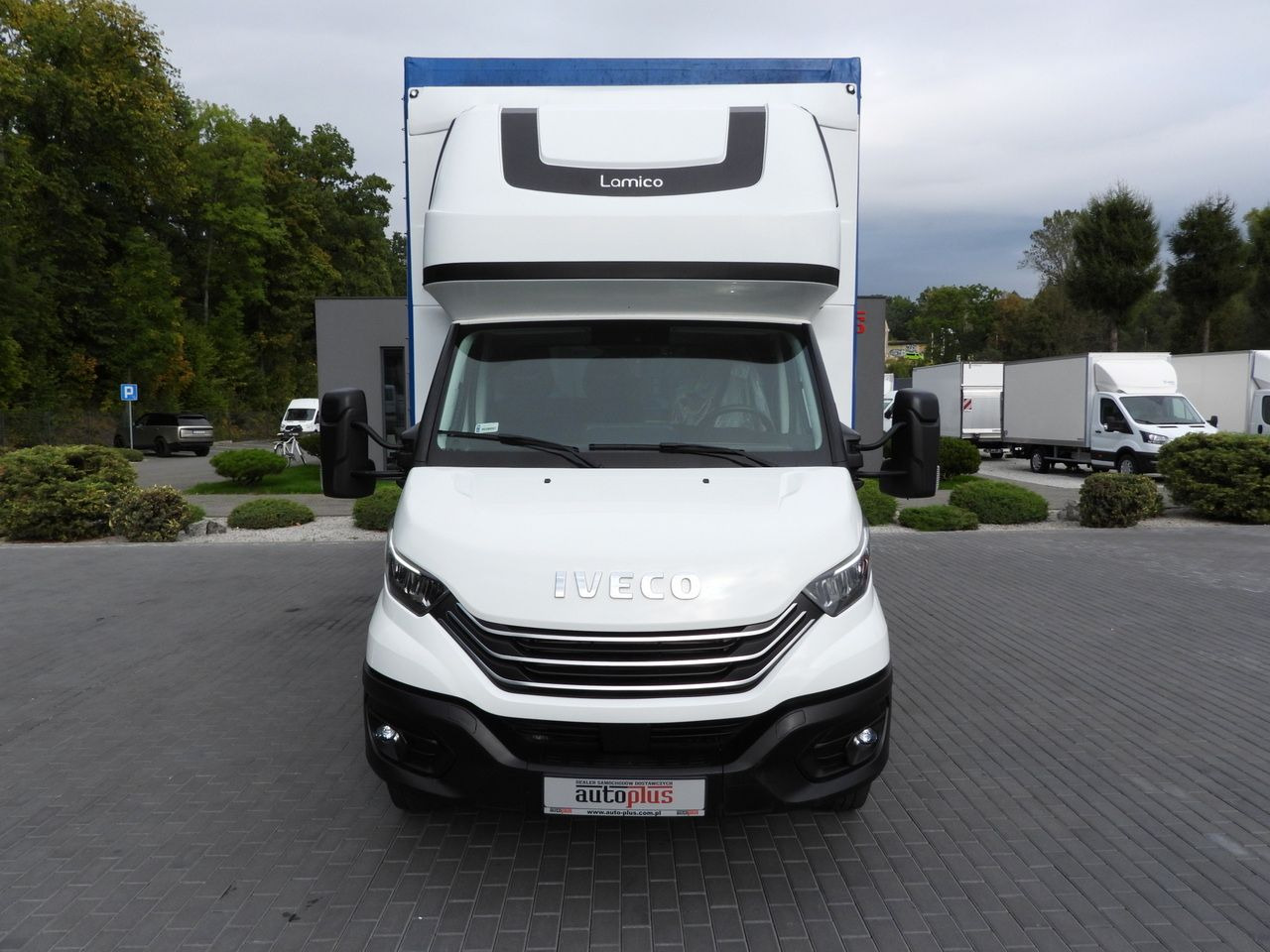 IVECO DAILY 72C18 TARPAULIN LIFT 14 PALLETS WEBASTO CRUISE CONTROL LED LIGHTS TWIN WHEELS AIR CONDITIONING  180HP - Ponyvás kisteherautó: 5 kép. IVECO DAILY 72C18 TARPAULIN LIFT 14 PALLETS WEBASTO CRUISE CONTROL LED LIGHTS TWIN WHEELS AIR CONDITIONING  180HP - Ponyvás kisteherautó: 5 kép.