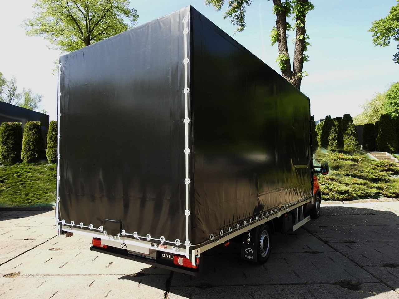 IVECO DAILY NEW TARPAULIN 10 PALLETS WEBASTO CRUISE CONTROL NAVIGATION AIR CONDITIONING LED LIGHTS 180HP - Ponyvás kisteherautó: 3 kép. IVECO DAILY NEW TARPAULIN 10 PALLETS WEBASTO CRUISE CONTROL NAVIGATION AIR CONDITIONING LED LIGHTS 180HP - Ponyvás kisteherautó: 3 kép.