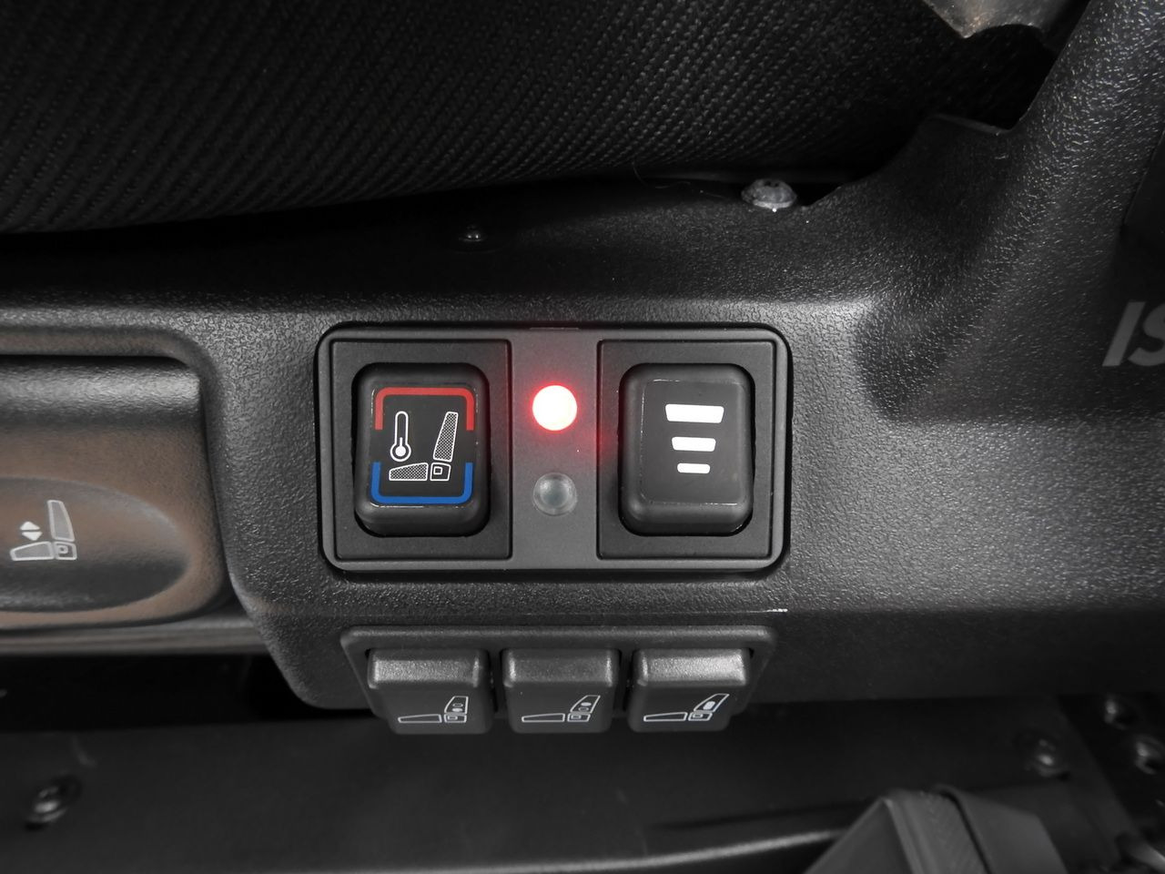 Új Ponyvás kisteherautó IVECO EUROCARGO 120-250 NEW TARPAULIN LIFT 18 PALLETS WEBASTO CRUISE CONTROL AIR CONDITIONING LED LIGHTS PNEUMATICS AUTOMATIC TRANSMISSION HI-MATIC 250HP: 49 kép.