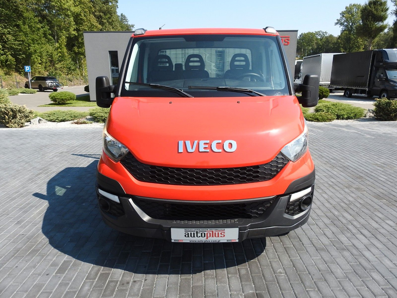 Iveco DAILY 35C13 KIPPER TEMPOMAT A/C ZWILLINGSRÄDER - Billenőplatós kisteherautó: 5 kép. Iveco DAILY 35C13 KIPPER TEMPOMAT A/C ZWILLINGSRÄDER - Billenőplatós kisteherautó: 5 kép.