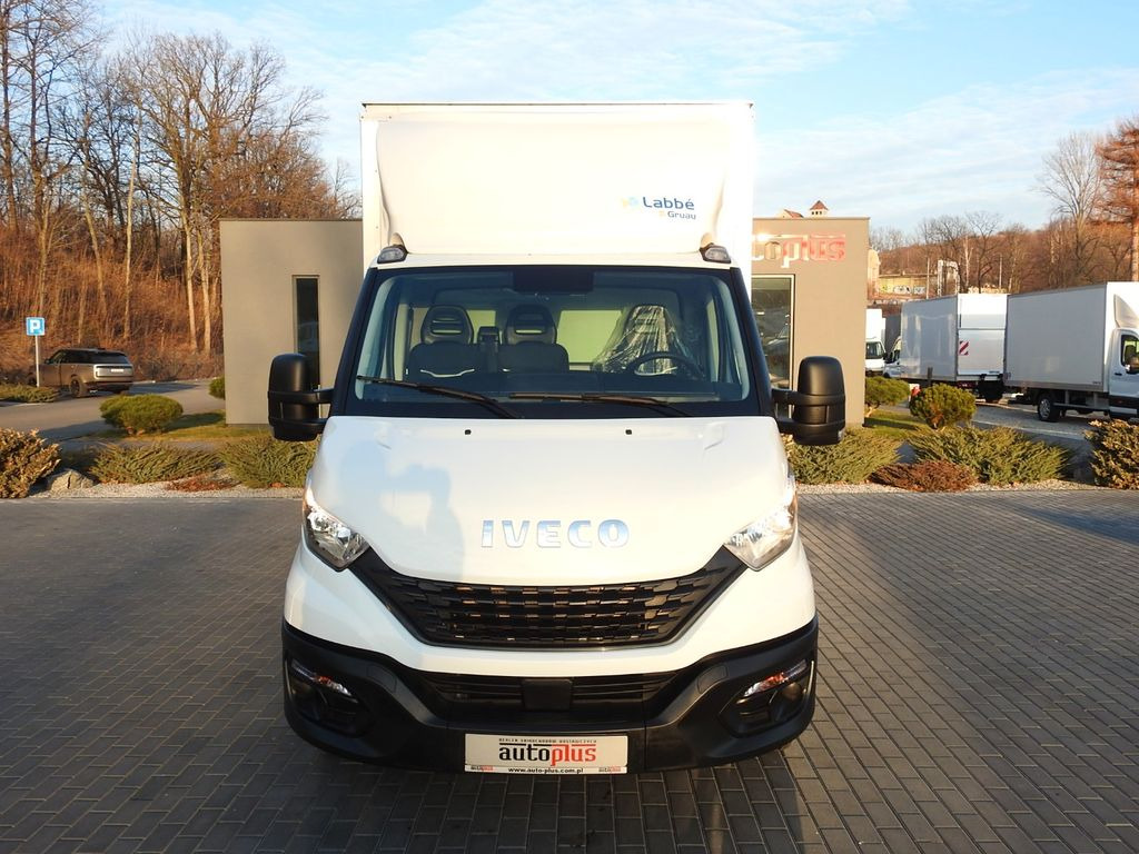 Iveco DAILY 35S16 KOFFER AUFZUG 8 PALETTEN TEMPOMAT - Dobozos kisteherautó: 5 kép. Iveco DAILY 35S16 KOFFER AUFZUG 8 PALETTEN TEMPOMAT - Dobozos kisteherautó: 5 kép.