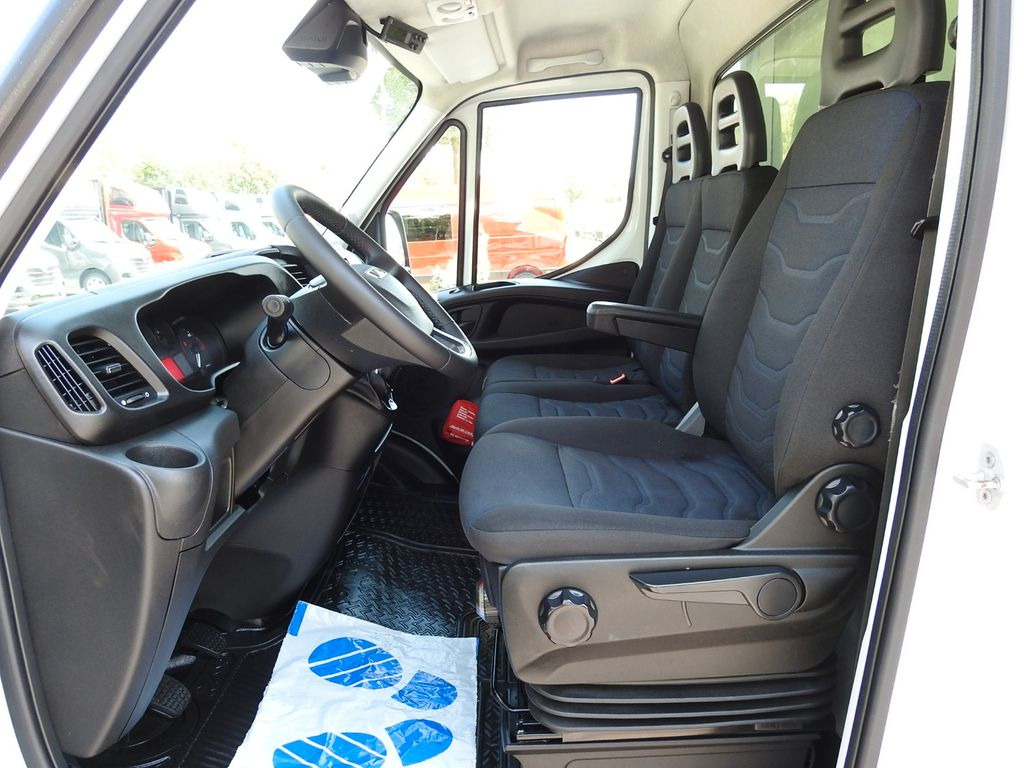 Hűtős kisteherautó Iveco DAILY 50C15 KÜHLKOFFER -5*C  ZWILLINGSRÄDER A/C: 21 kép.