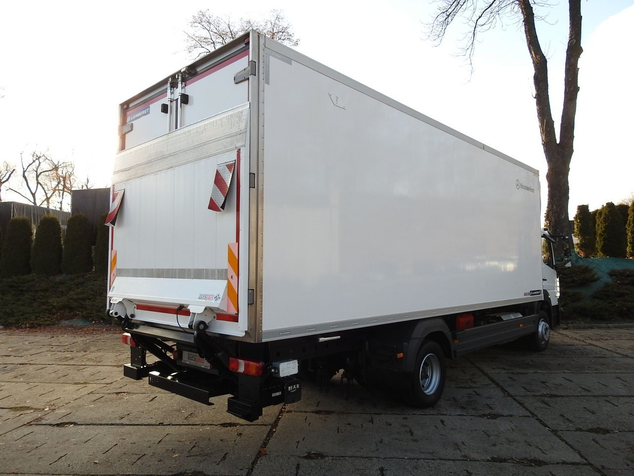 MERCEDES ATEGO 12.24 REGRIGERATOR BOX -10*C LIFT 16 PALLETS HEATING FUNCTION WEBASTO CRUISE CONTROL PNEUMATICS AIR CONDITIONING 240HP - Hűtős teherautó: 3 kép. MERCEDES ATEGO 12.24 REGRIGERATOR BOX -10*C LIFT 16 PALLETS HEATING FUNCTION WEBASTO CRUISE CONTROL PNEUMATICS AIR CONDITIONING 240HP - Hűtős teherautó: 3 kép.