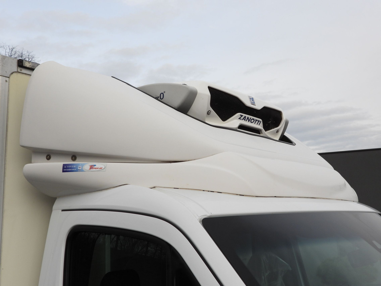 Hűtős kisteherautó MERCEDES SPRINTER 314 REGRIGERATOR BOX -1*C CRUISE CONTROL NAVIGATION AIR CONDITIONING 140HP: 21 kép. Hűtős kisteherautó MERCEDES SPRINTER 314 REGRIGERATOR BOX -1*C CRUISE CONTROL NAVIGATION AIR CONDITIONING 140HP: 21 kép.