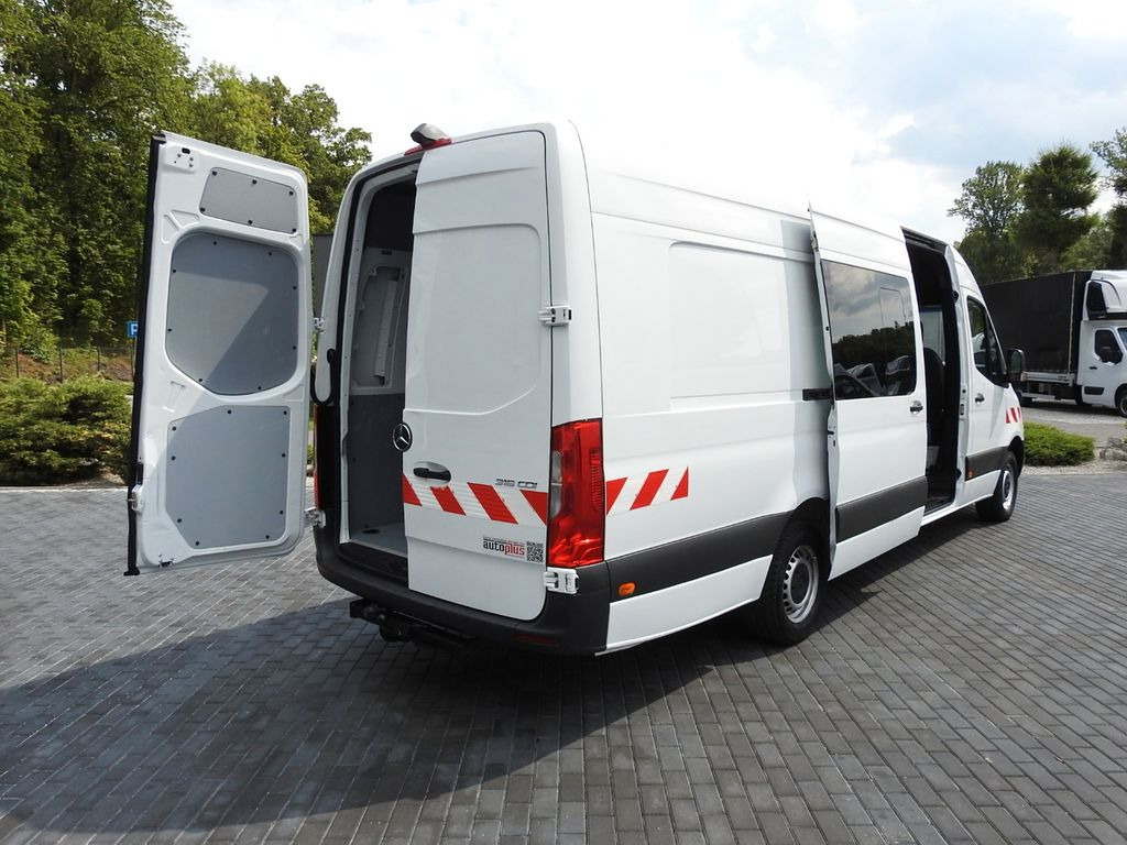 Mercedes-Benz SPRINTER KASTENWAGEN DOPPELKABINE 5 SITZE A/C - Furgon, Duplakabinos kisteherautó: 3 kép. Mercedes-Benz SPRINTER KASTENWAGEN DOPPELKABINE 5 SITZE A/C - Furgon, Duplakabinos kisteherautó: 3 kép.